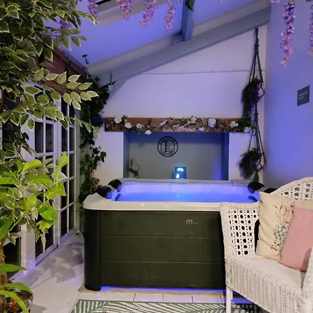 La Maison Des Beaux Jardin