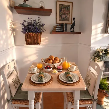 La Maison Des Beaux Jardin * Loubes-Bernac